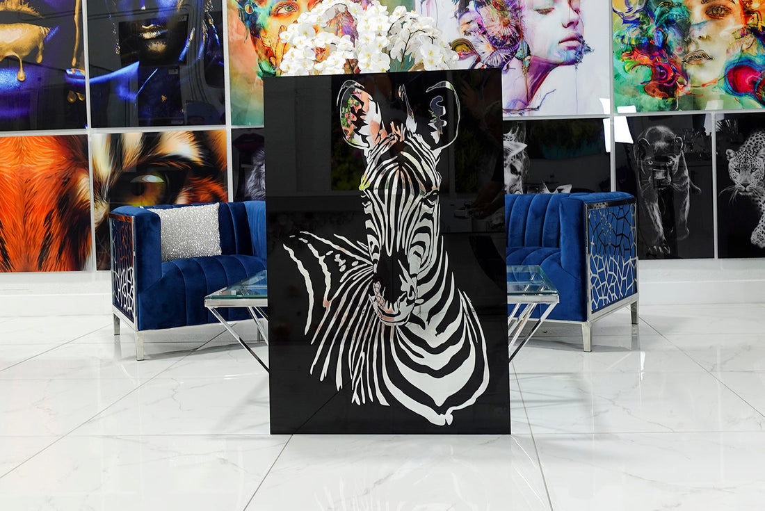 Acrylic design depicting a beautiful and elegant zebra.