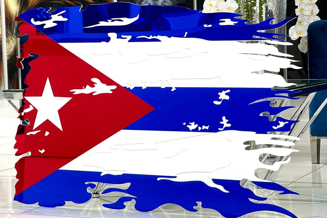 Elegant acrylic design depicting the cuban flag.